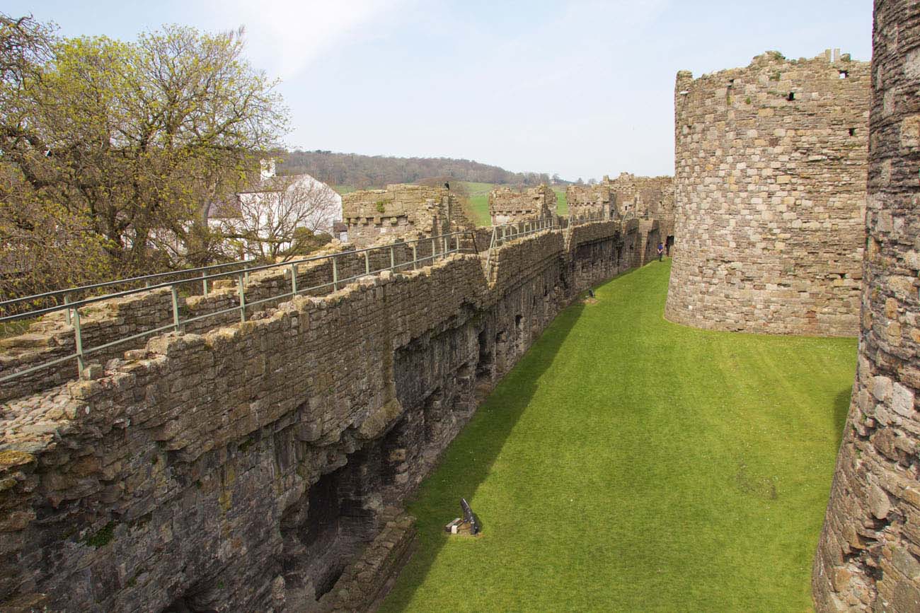 Beaumaris - Royal Castle - Ancient and medieval architecture